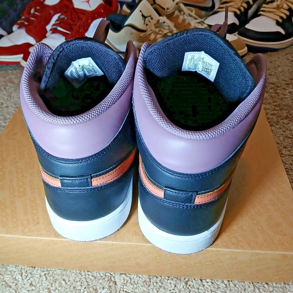 Nike Mens Air Jordan 1 Mid SE FB9911-008 Black Basketball Shoes Sneakers Sz 13 - Picture 4 of 16